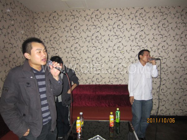 2011年10月，鄭州企鵝糧油機(jī)械有限公司--外貿(mào)部，十一國慶節(jié)團(tuán)體活動(dòng)！(圖5)