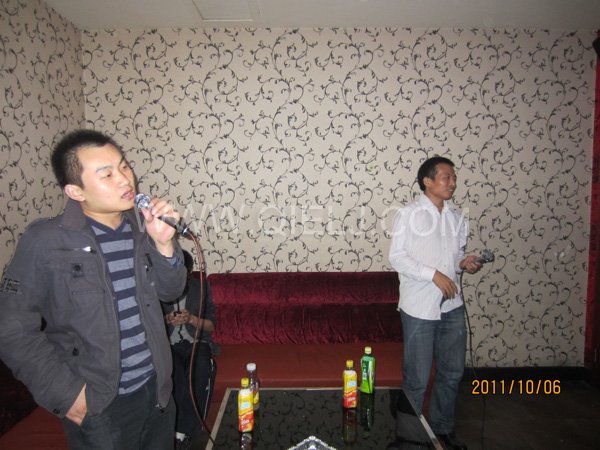 2011年10月，鄭州企鵝糧油機(jī)械有限公司--外貿(mào)部，十一國慶節(jié)團(tuán)體活動(dòng)！(圖8)