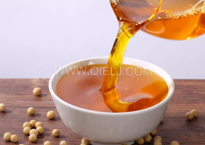 大豆油精煉加工設(shè)備，企鵝優(yōu)化工藝降低生產(chǎn)成本(圖1)